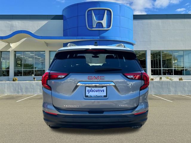 Used 2020 GMC Terrain SLE w/ Driver Convenience Package image 3