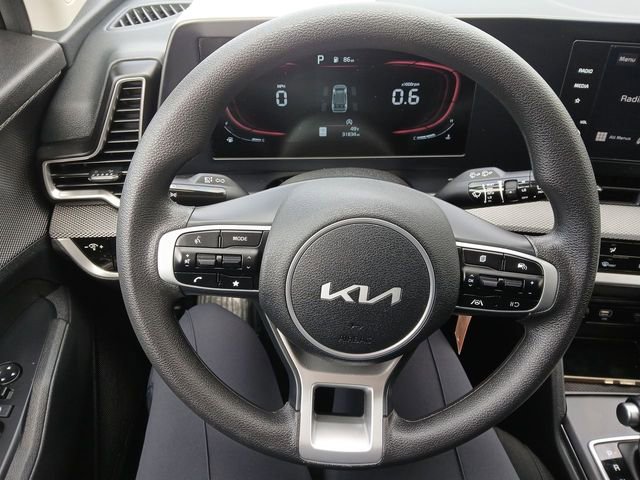 Certified 2025 Kia Sportage LX AWD/4WD image 14