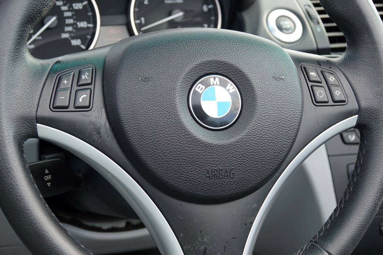 Used 2009 BMW 128i Convertible RWD image 66