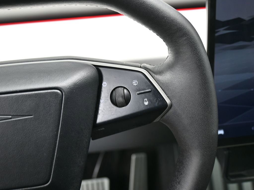 Used 2024 Tesla Cybertruck AWD Crew Cab image 17