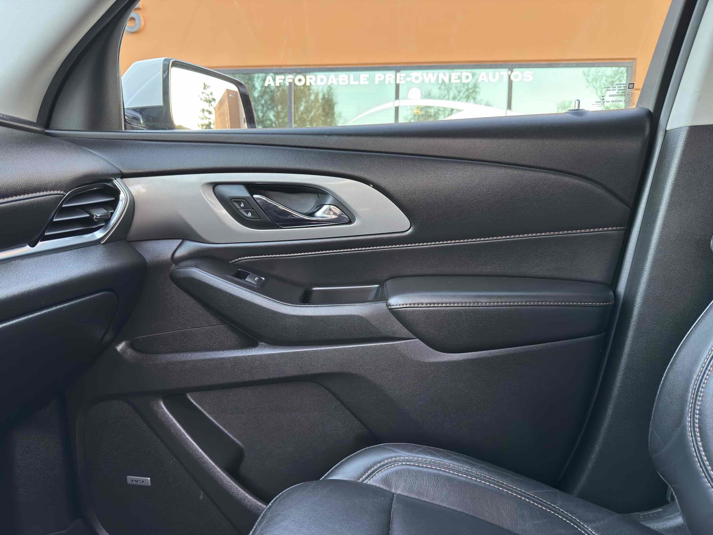 Used 2019 Chevrolet Traverse LT w/ LT Premium Package image 51