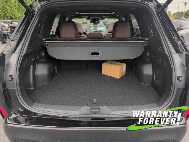 New 2026 Subaru Forester Touring AWD/4WD image 18