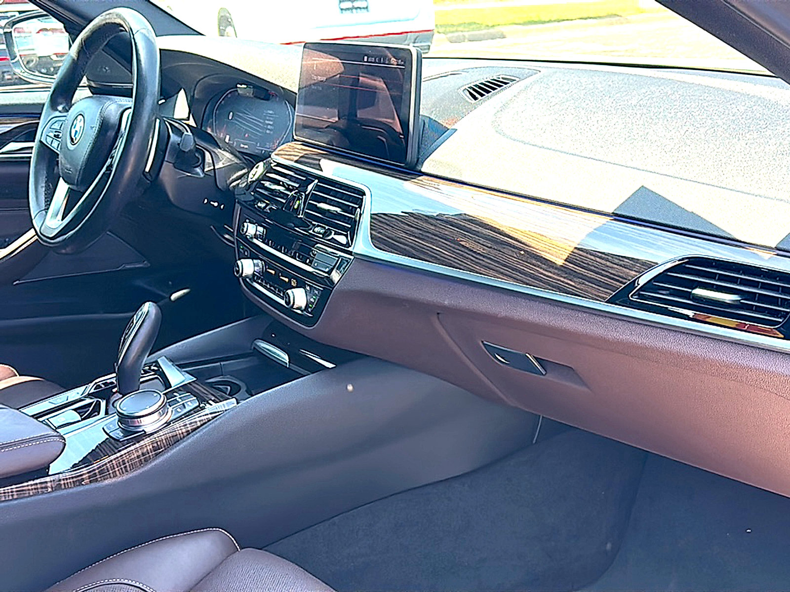 Used 2021 BMW 540i w/ Premium Package RWD image 24