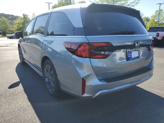 New 2026 Honda Odyssey Touring image 6