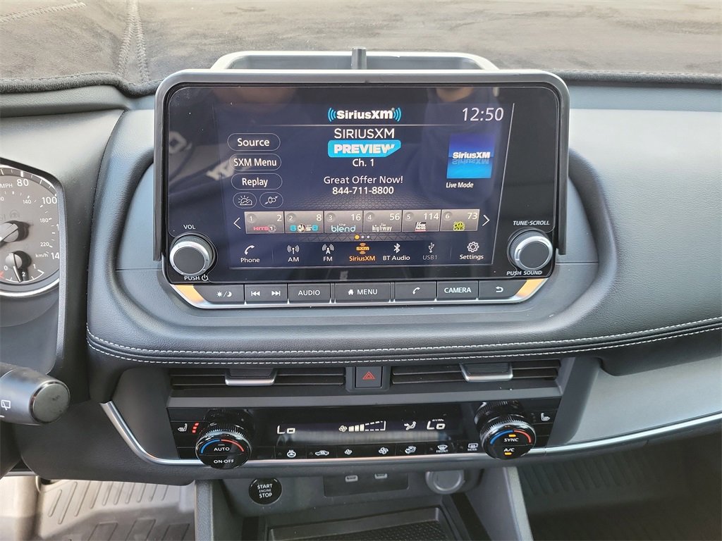 Used 2024 Nissan Rogue SV w/ SV Premium Package image 29