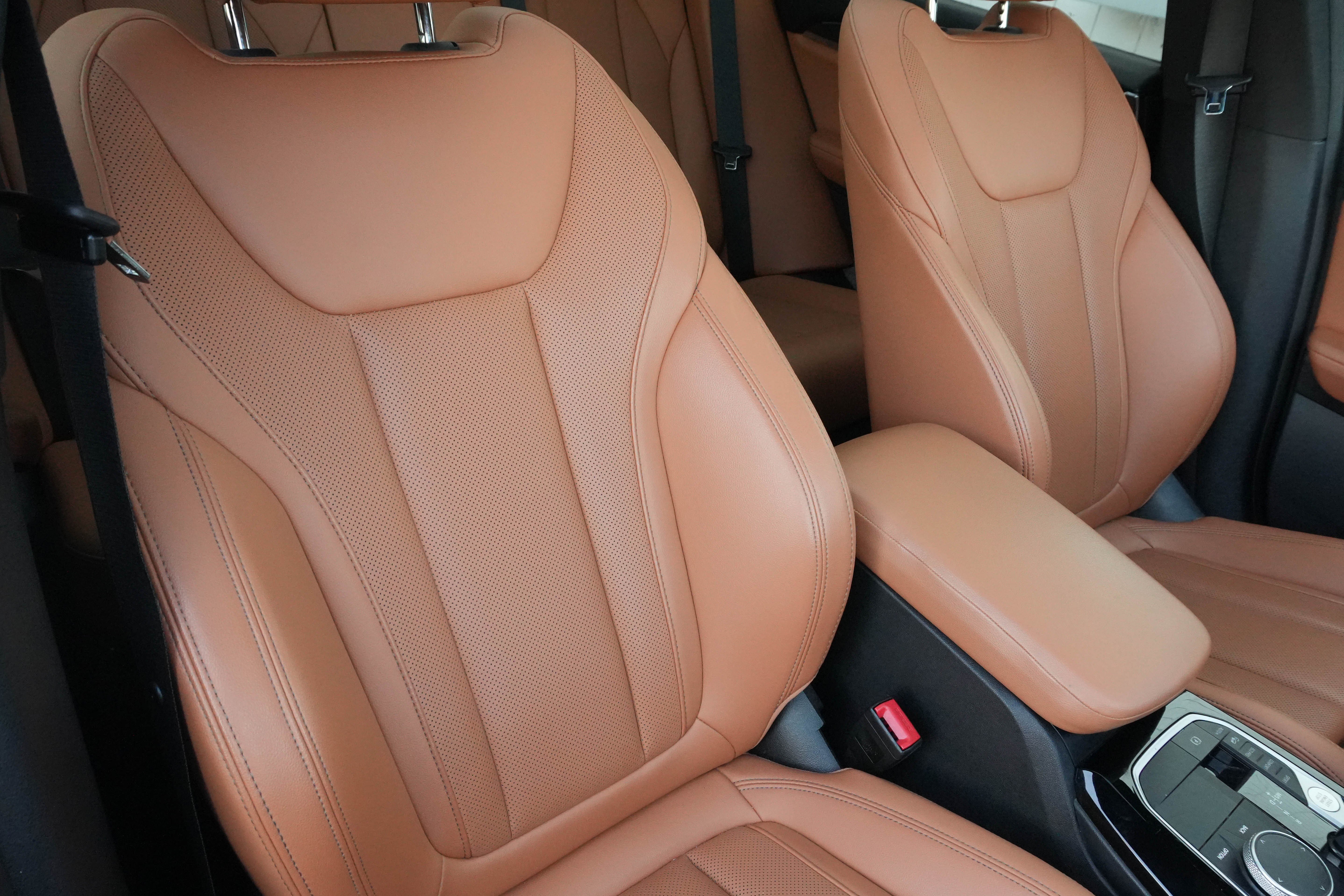 Certified 2023 BMW X3 xDrive30i w/ M Sport Package image 12