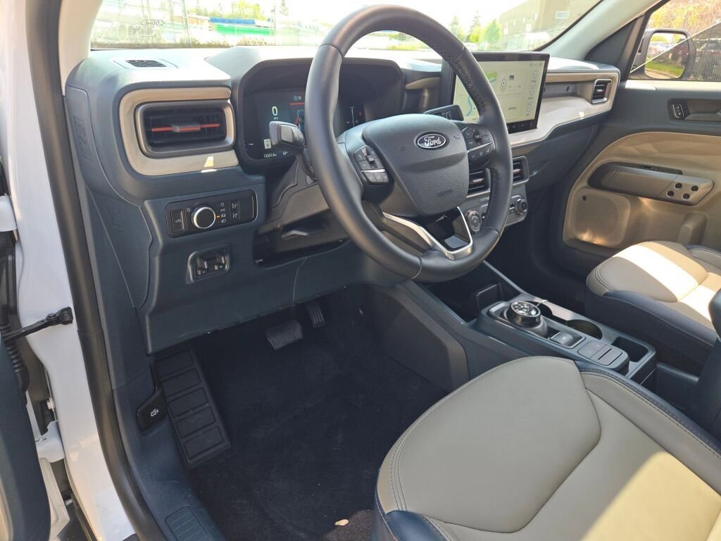 Used 2026 Ford Maverick Lariat w/ 4K Tow Package AWD/4WD image 21