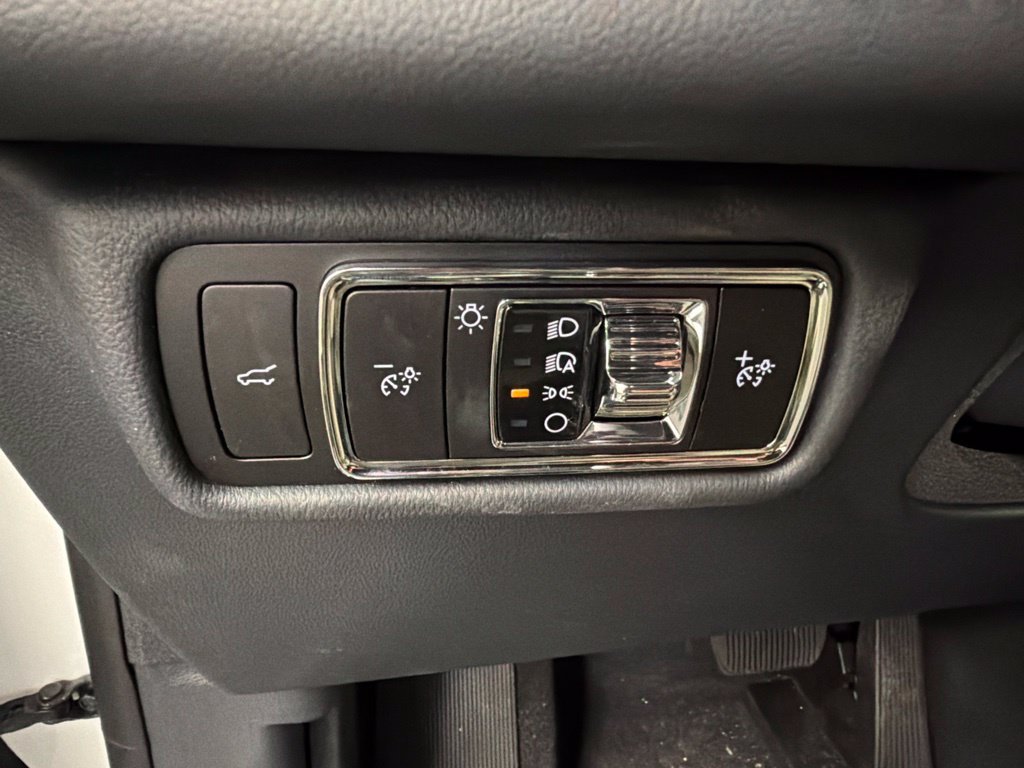 New 2027 Lincoln Aviator AWD image 23