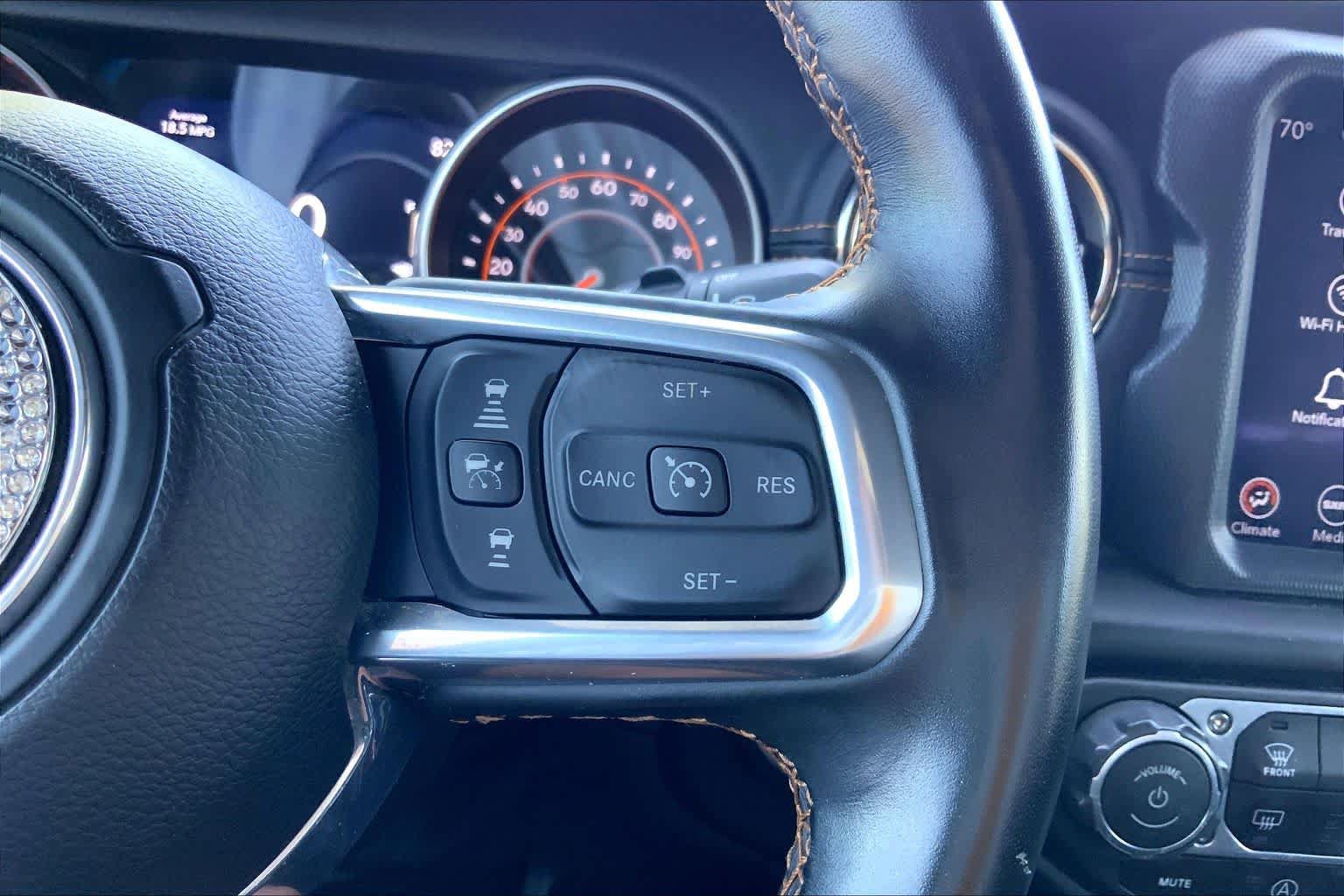 Used 2022 Jeep Wrangler Unlimited Sahara AWD/4WD image 23
