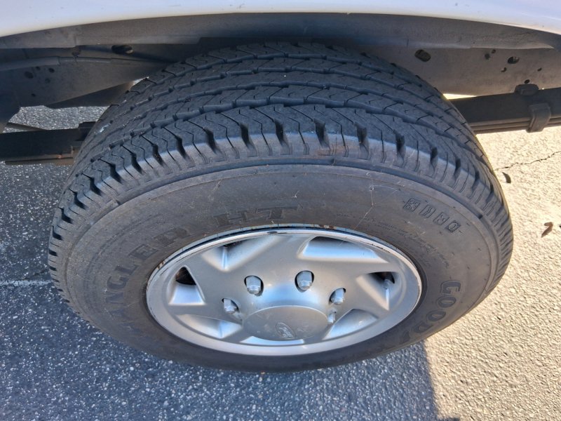 Used 2013 Ford E-150 and Econoline 150 w/ PWR Group RWD image 17