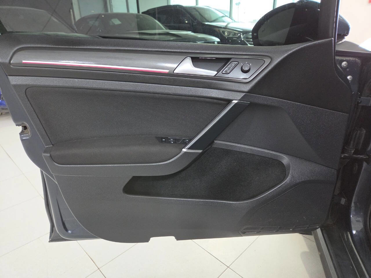 Used 2020 Volkswagen GTI S image 12