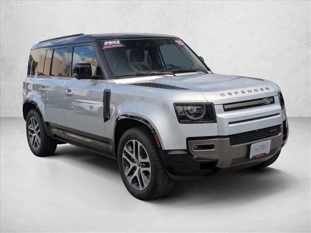 Used 2023 Land Rover Defender 110 X-Dynamic SE AWD/4WD image 3