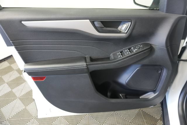 Used 2022 Ford Escape SE w/ SE Sport Appearance Package FWD image 22