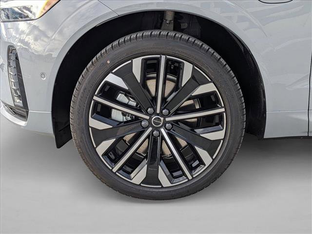 New 2026 Volvo XC60 T8 Ultra w/ Protection Package Premier image 11