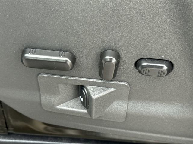 Certified 2019 Ford Transit 150 XLT image 33