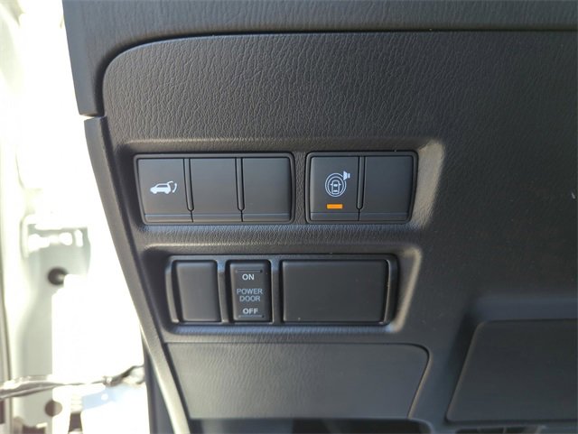 Certified 2022 Nissan Armada SL w/ Midnight Edition Package image 42