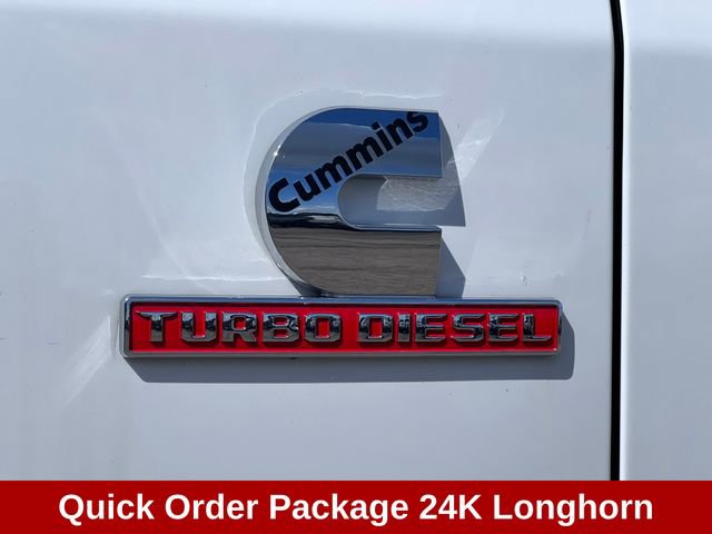 Used 2025 RAM 2500 Limited AWD/4WD image 2