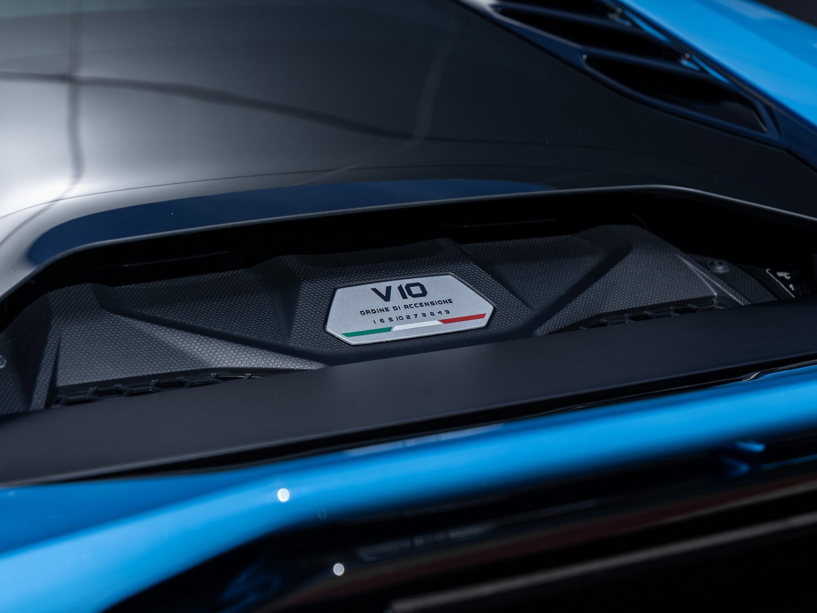 Used 2023 Lamborghini Huracan EVO image 13