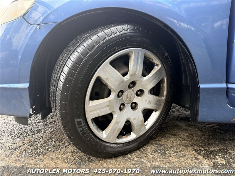 Used 2010 Honda Civic LX image 23