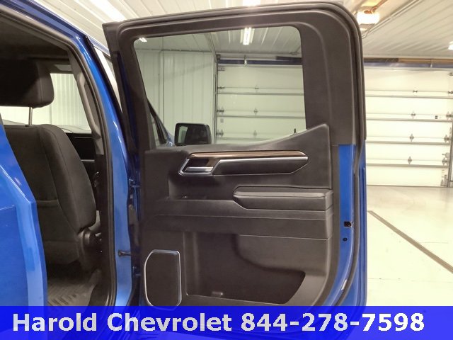 Used 2024 Chevrolet Silverado 1500 RST w/ Z71 Off-Road Package image 8