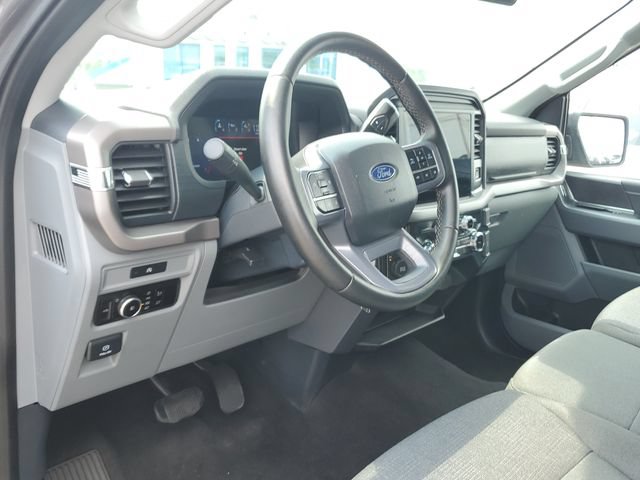 Used 2025 Ford F150 XLT w/ Equipment Group 301A Standard AWD/4WD image 18