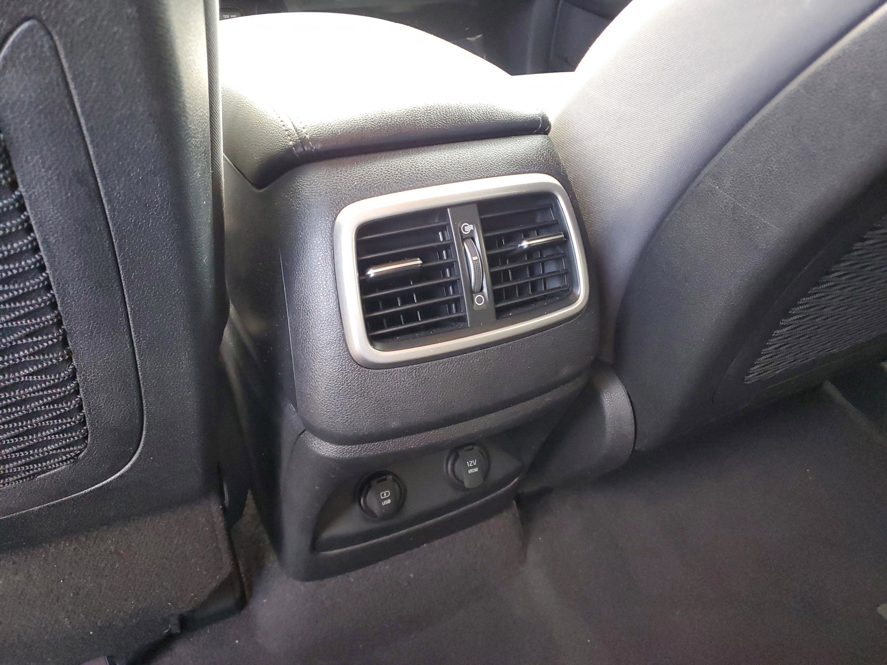 Certified 2017 Kia Sorento LX image 14