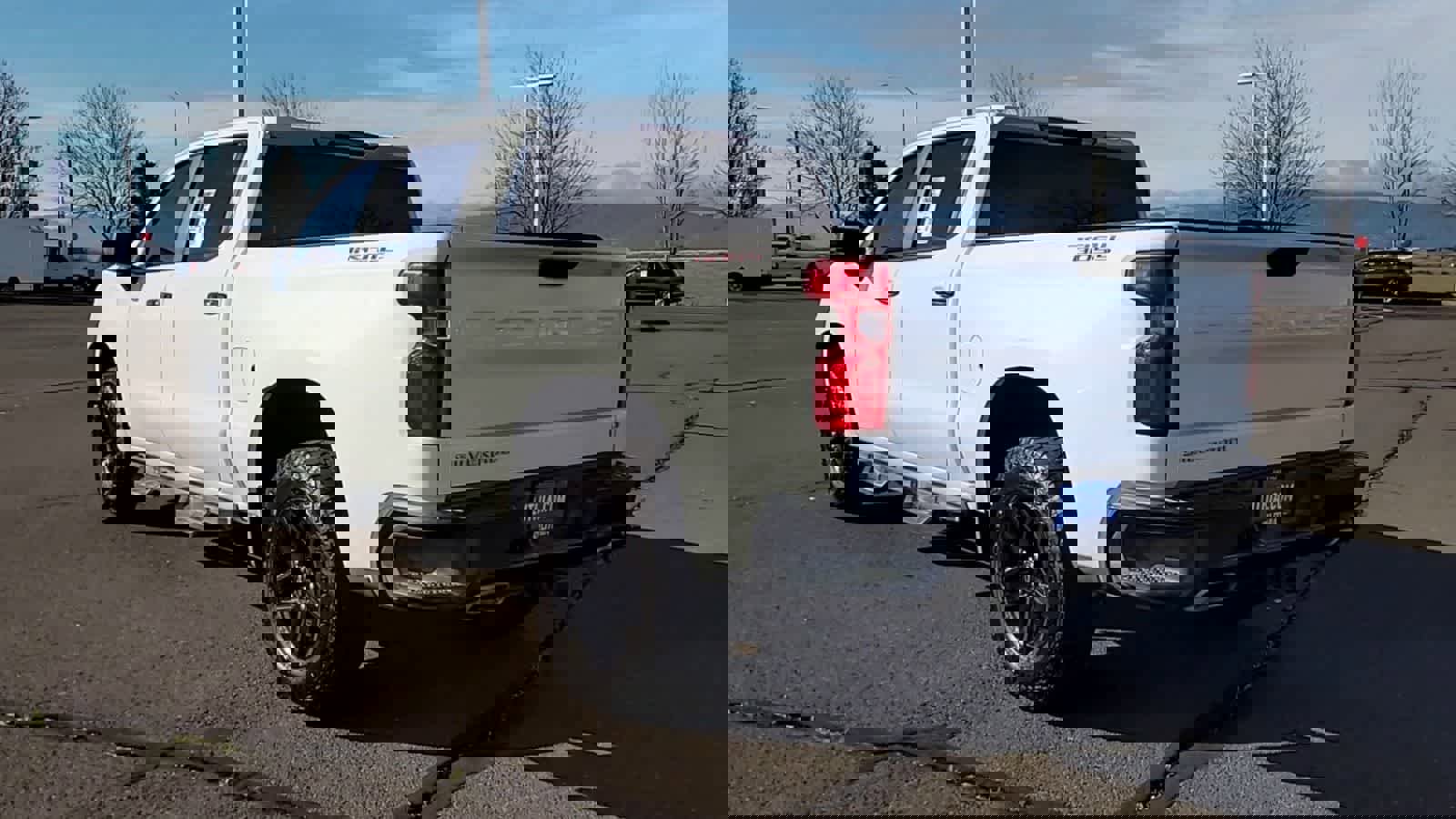 Used 2019 Chevrolet Silverado 1500 LT Trail Boss image 6