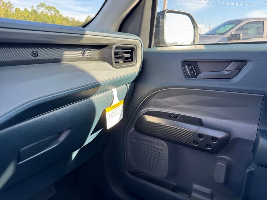 New 2025 Ford Maverick XLT w/ Black Appearance Package image 32