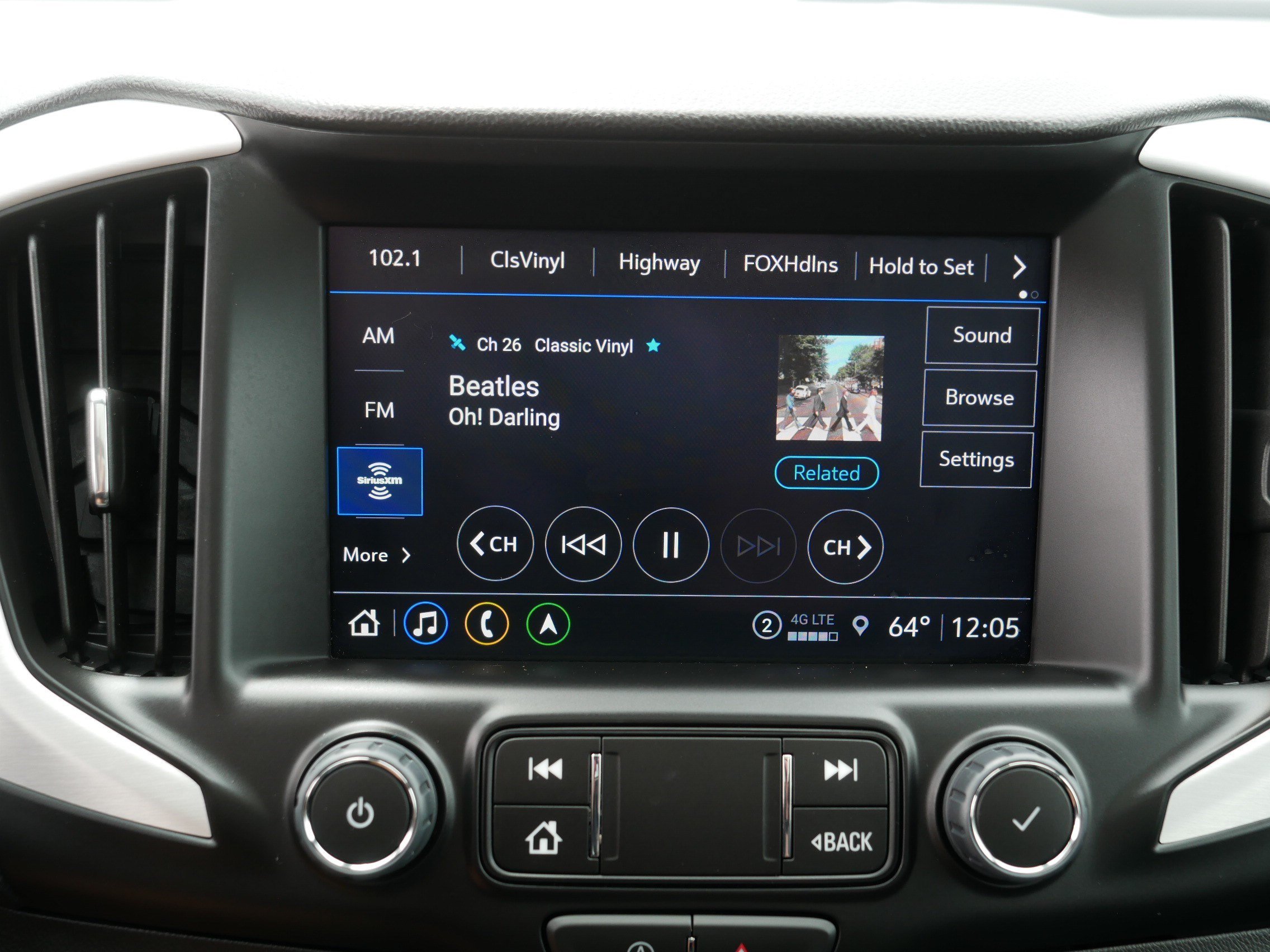 Used 2023 GMC Terrain SLT w/ Infotainment Package II AWD/4WD image 22