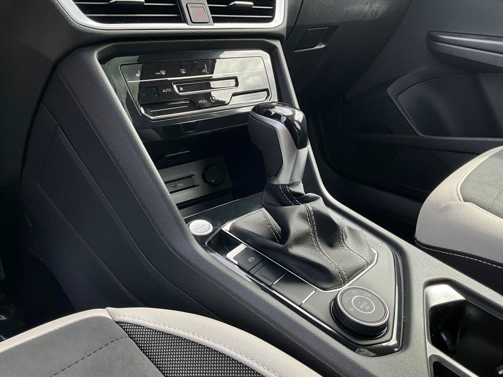 New 2026 Volkswagen Taos SE AWD/4WD image 20