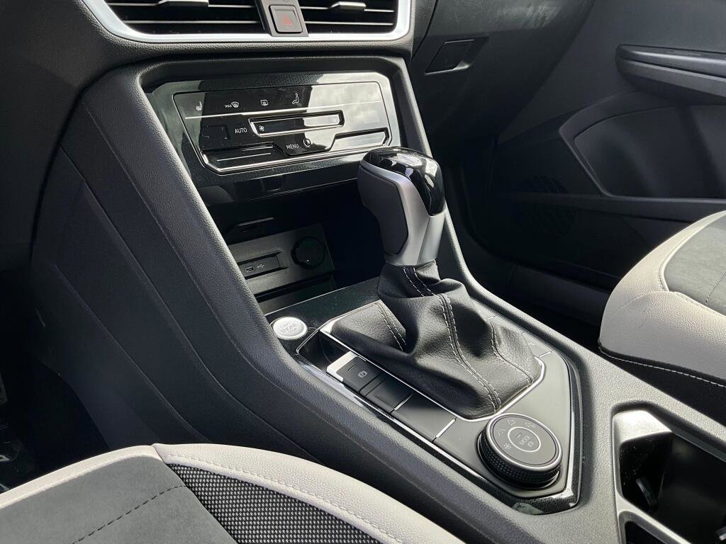 New 2026 Volkswagen Taos SE AWD/4WD image 20