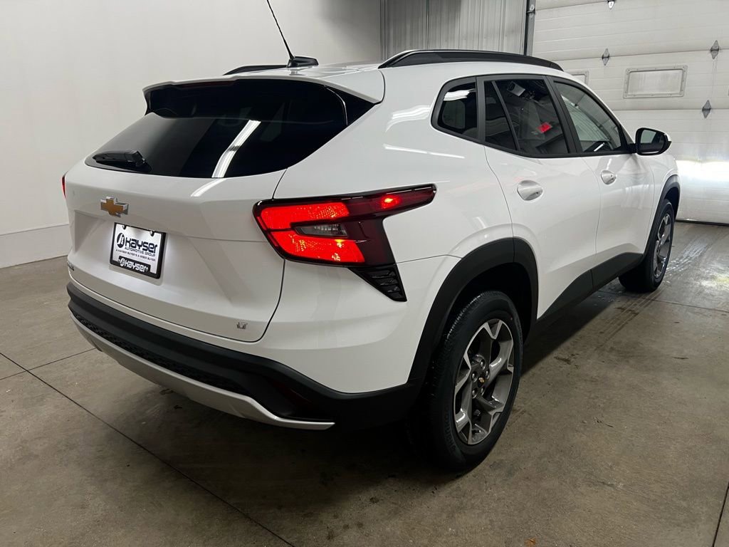 New 2026 Chevrolet Trax LT image 3