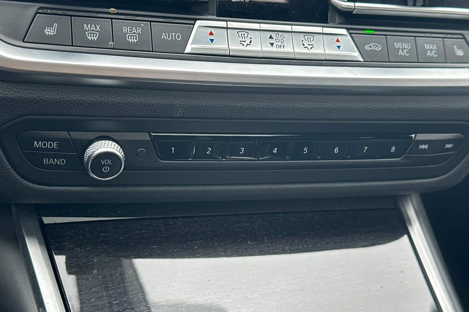 Used 2021 BMW 330e w/ Driving Assistance Package image 31