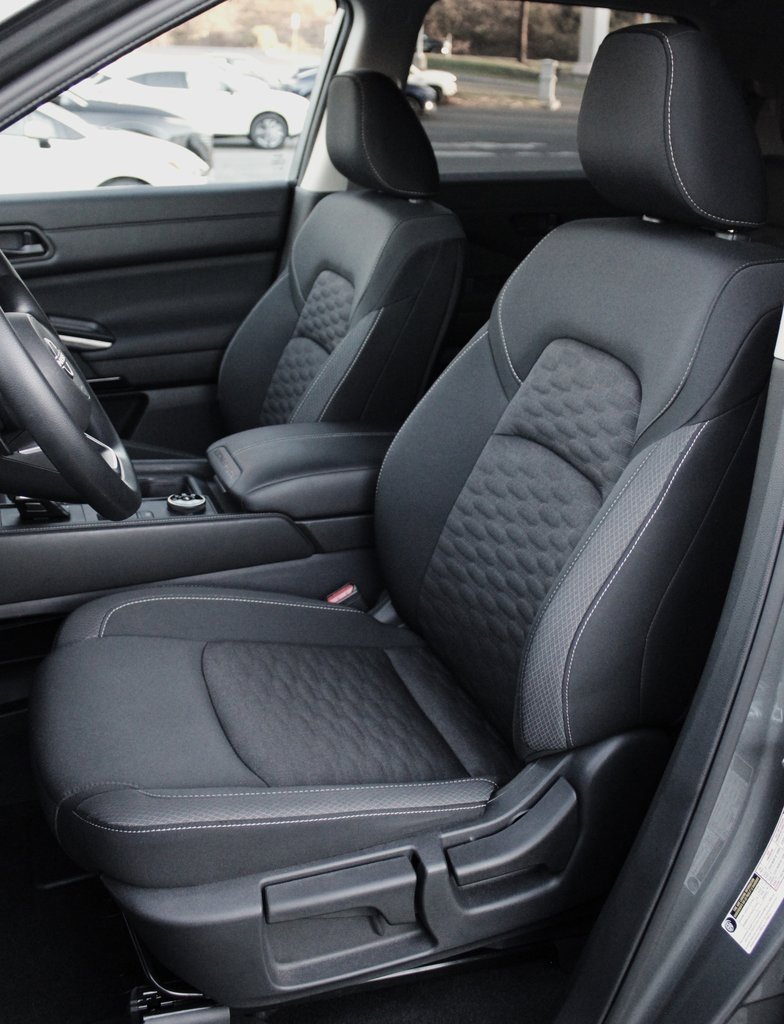 Certified 2024 Nissan Pathfinder S image 21