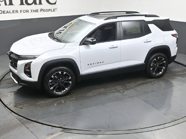New 2027 Chevrolet Equinox RS w/ Safety and Technology Package FWD image 22