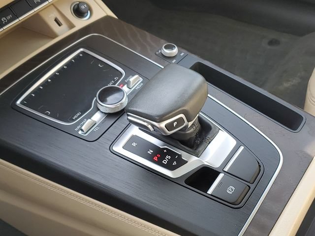 Used 2019 Audi Q5 2.0T Premium Plus w/ Premium Plus Package AWD/4WD image 25