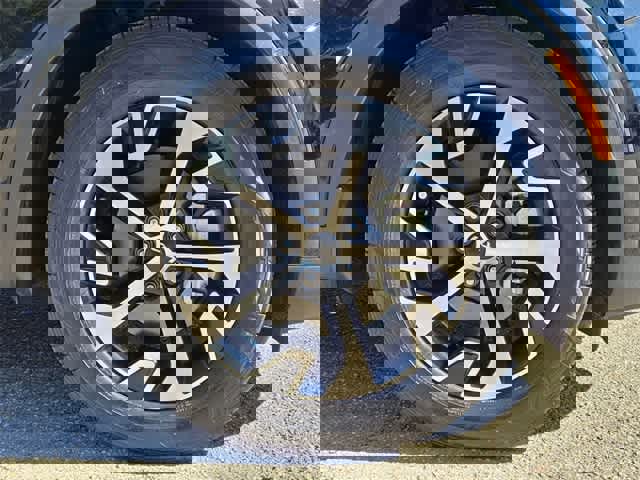 Used 2023 Kia Sportage EX image 12