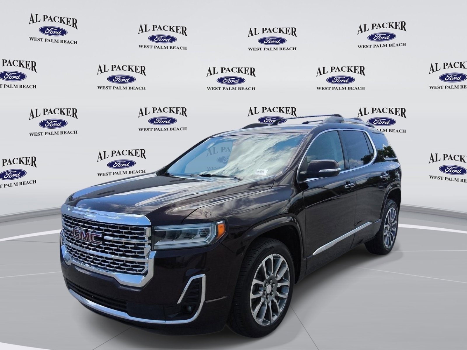 Used 2020 GMC Acadia Denali AWD/4WD image 1