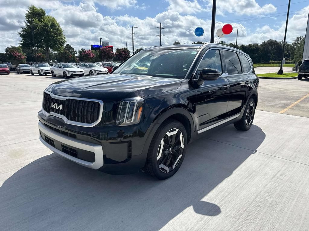 New 2025 Kia Telluride EX w/ EX Captain's Chair Package FWD image 3