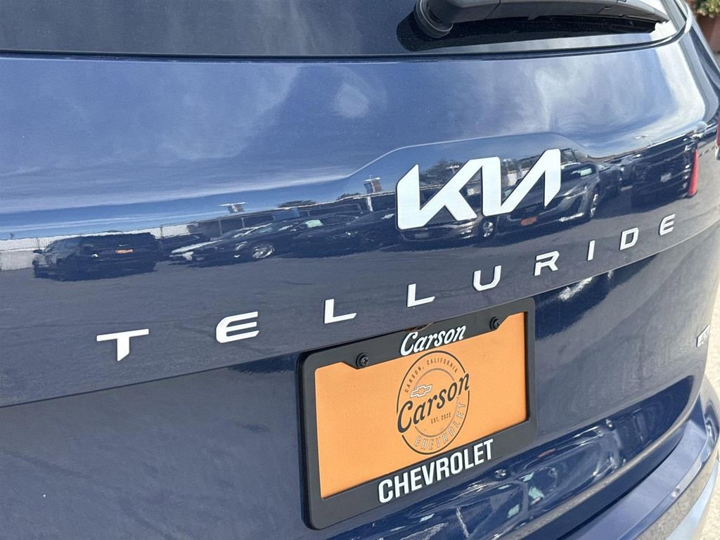 Used 2023 Kia Telluride S image 30