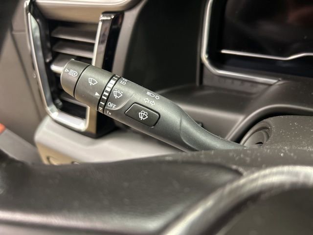 Used 2025 GMC Sierra 3500 Denali Ultimate image 23