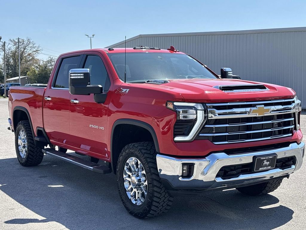Used 2024 Chevrolet Silverado 2500 LTZ w/ LTZ Premium Package image 6