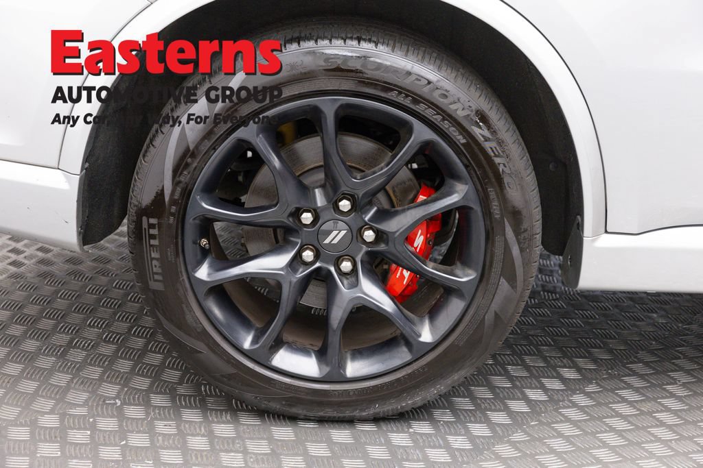Used 2024 Dodge Durango R/T w/ Tow 'N Go Package AWD/4WD image 30