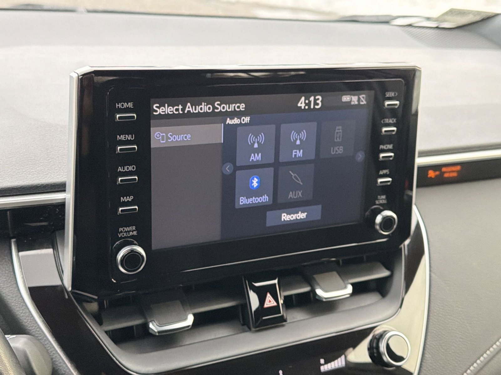 Used 2019 Toyota Corolla SE image 18