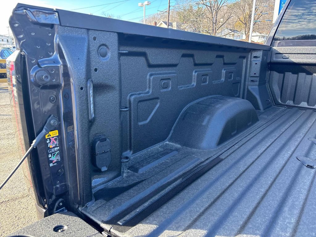 New 2026 GMC Sierra 2500 AT4 image 36