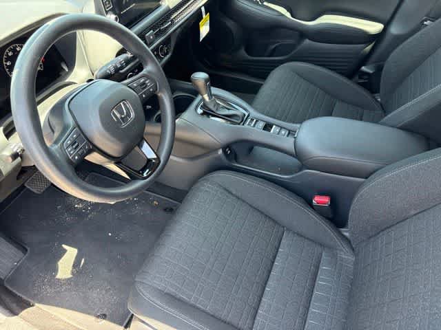 Used 2027 Honda HR-V LX image 9