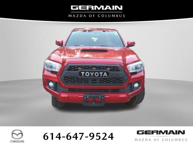 Used 2017 Toyota Tacoma TRD Sport w/ Premium & Technology Package AWD/4WD image 2