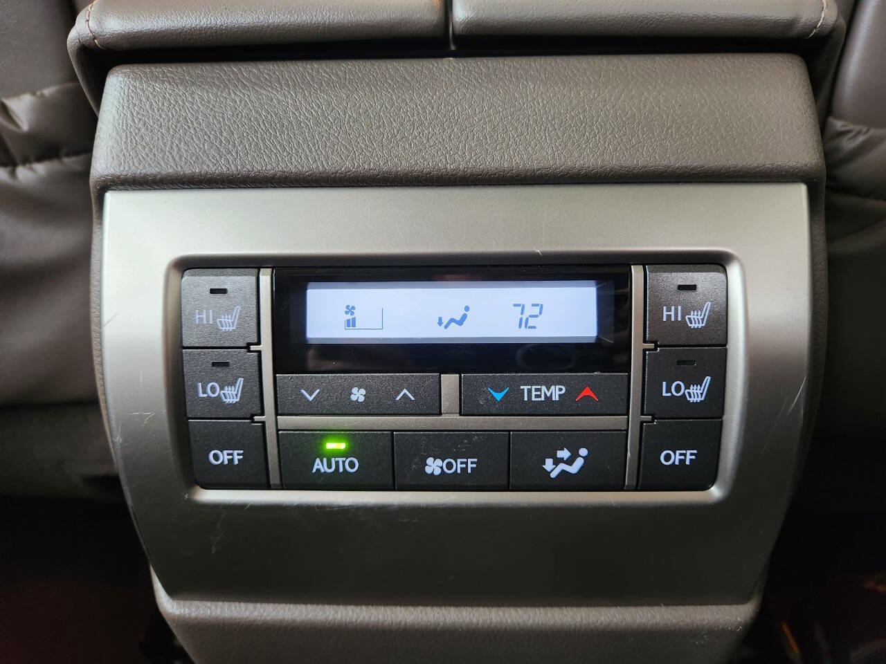 Used 2017 Lexus GX 460 Base AWD 4dr SUV image 22