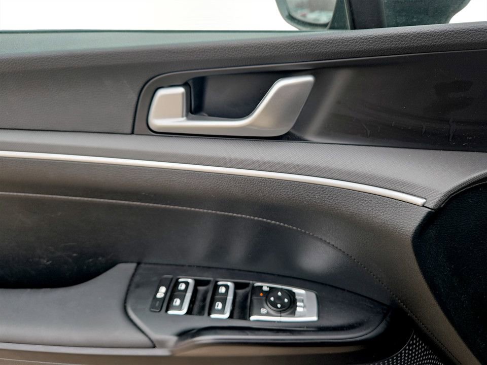 Used 2025 Kia K5 LXS image 22