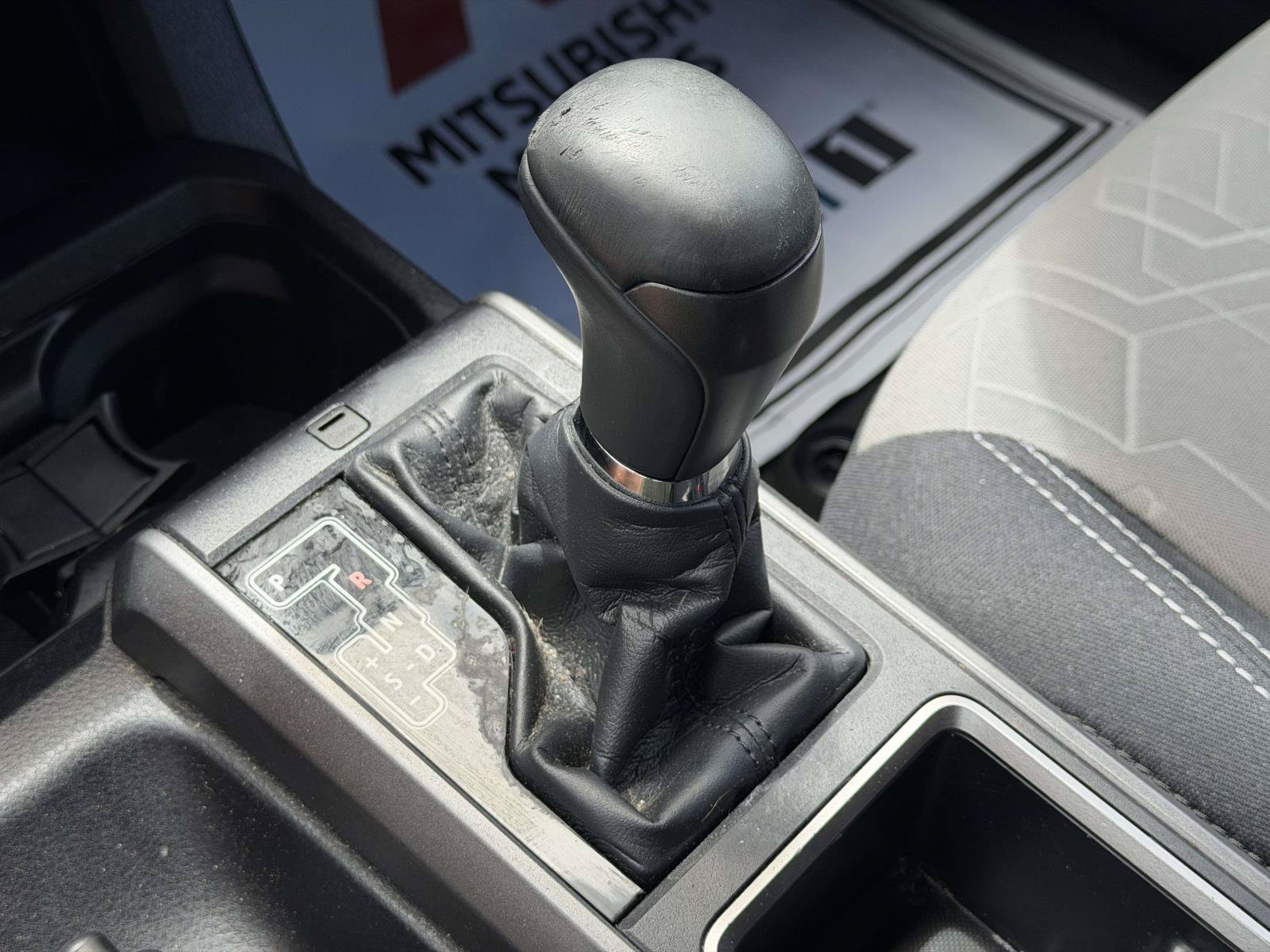 Used 2022 Toyota Tacoma TRD Off-Road w/ Technology Package AWD/4WD image 35